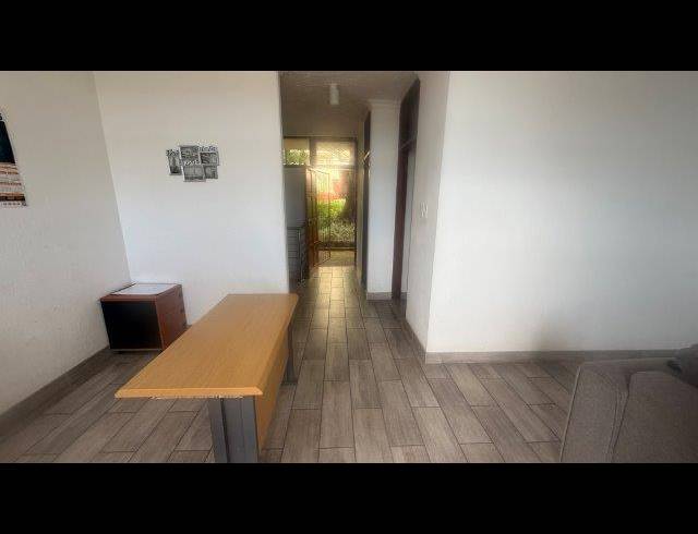 2 BEDROOM PROPERTY TO RENT IN PARADISE VALLEY